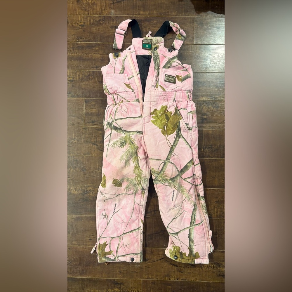 CE Schmidt Realtree bib overalls, pink camo, size S